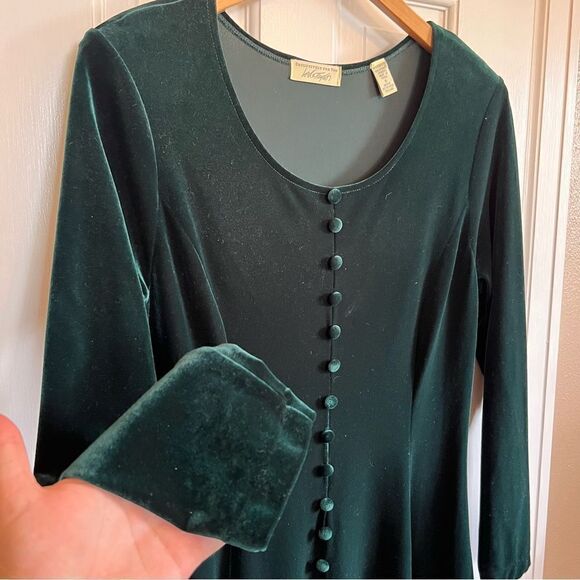 Vintage Emerald Green Velvet Long Sleeve Dress - Picture 7 of 12